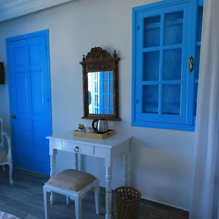 Bellapais Abbey Boutique *