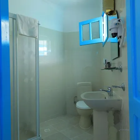 Bellapais Abbey Boutique מלון *