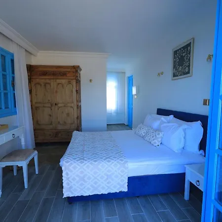 Bellapais Abbey Boutique *