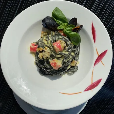 Bellapais Abbey Boutique מלון קיירניה