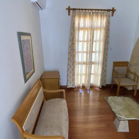 Bellapais Abbey Boutique מלון *