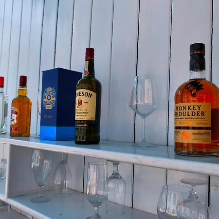 מלון Bellapais Abbey Boutique קיירניה