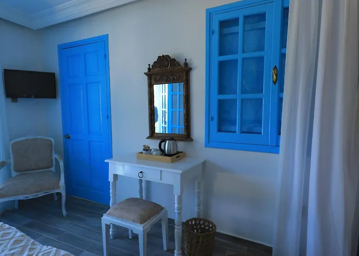 Bellapais Abbey Boutique *