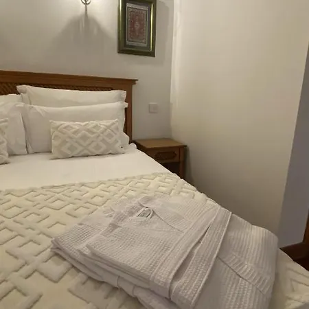 Hotell Bellapais Abbey Boutique *