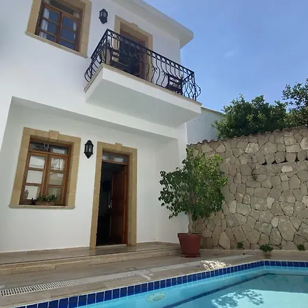 Bellapais Abbey Boutique Kyrenia (Northern Cyprus)