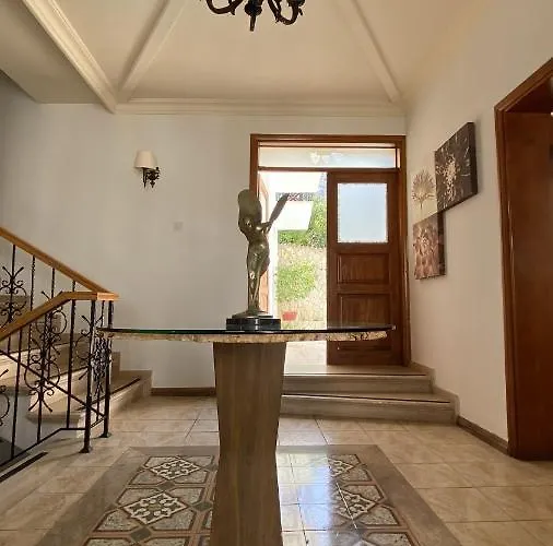 Bellapais Abbey Boutique * Κερύνεια